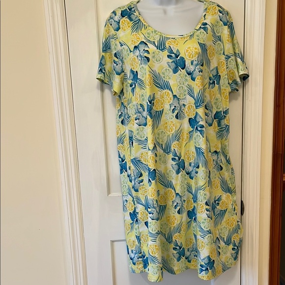 Lands' End Dresses & Skirts - Lands End 100% Cotton Floral Lemon Print Dress  XL Yellow Blue Beachy Comfort